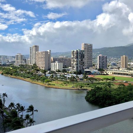 Island Colony Suites Honolulu Quarto foto
