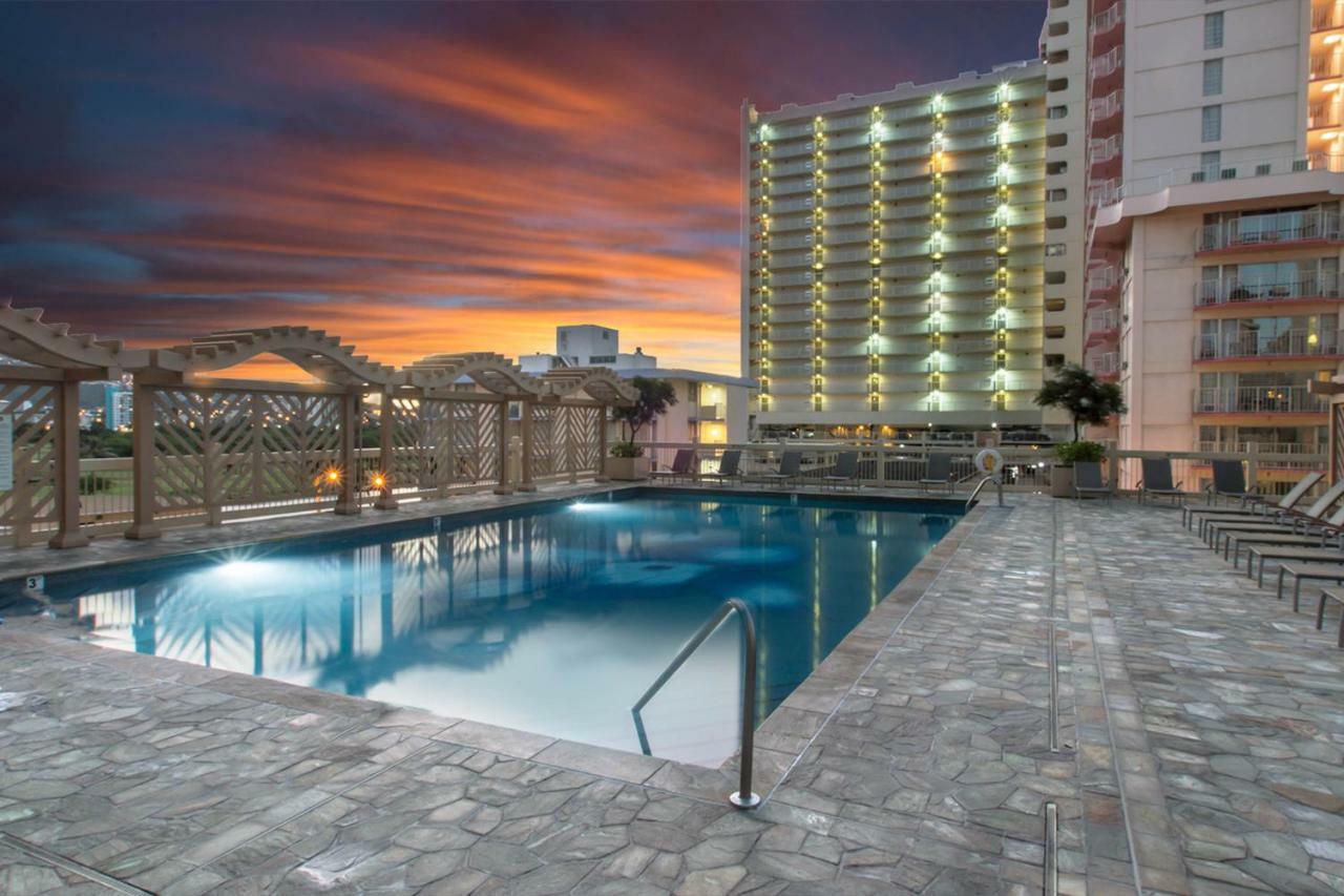 Island Colony Suites Honolulu Exterior foto
